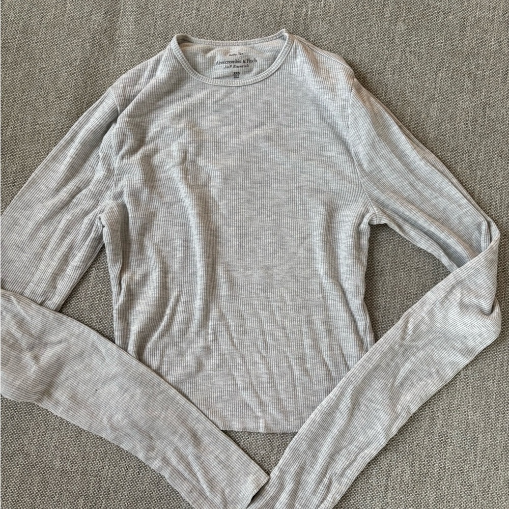 Abercrombie long sleeve Xxs